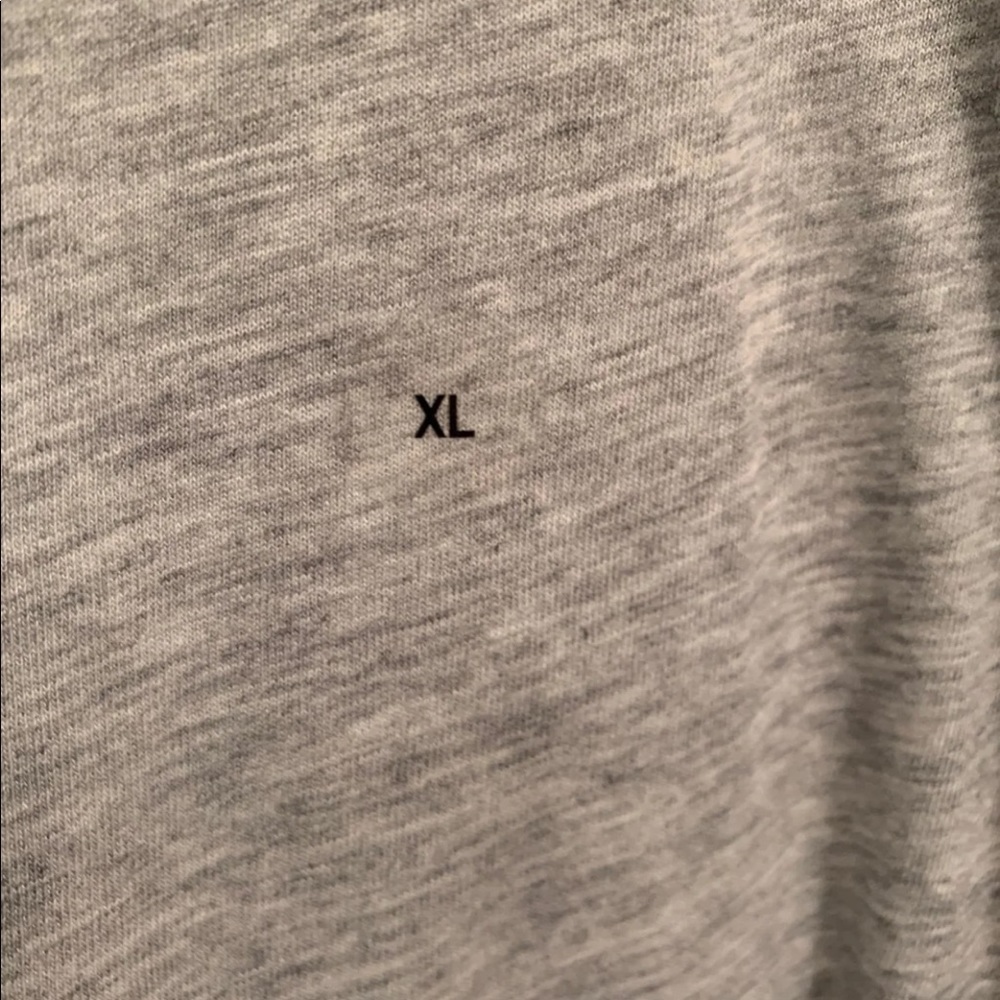 t-shirt - Picture 3 of 3